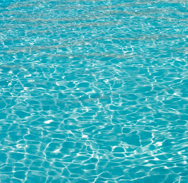 Água da piscina azul — Fotografia de Stock