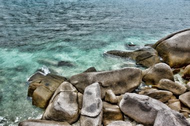 Mavi deniz ve mavi gökyüzü
