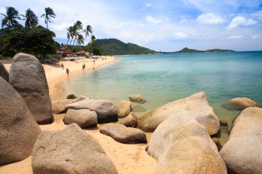 Mavi deniz ve mavi gökyüzü