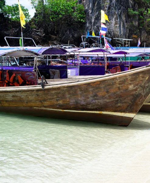 Longtail hajók Thaiföldön — Stock Fotó