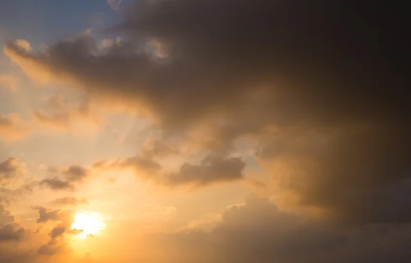 Cielo con nubes — Foto de Stock