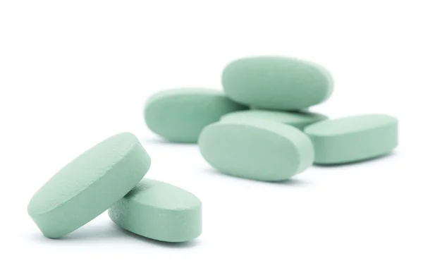 Зелений таблетки, ізольовані — стокове фото