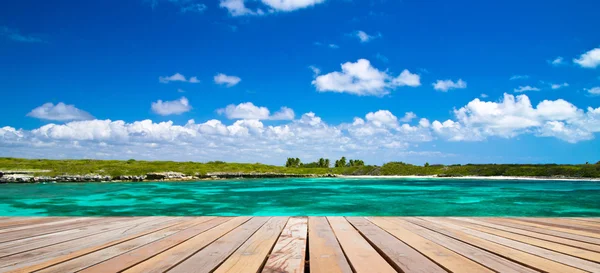 Playa en el mar Caribe — Foto de Stock