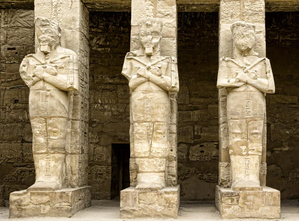 Ruínas antigas de karnak — Fotografia de Stock