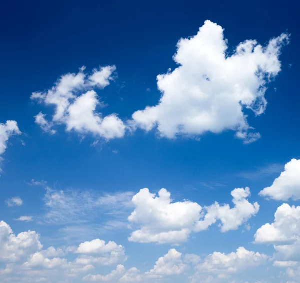 Blue sky with clouds — Stock Photo, Image