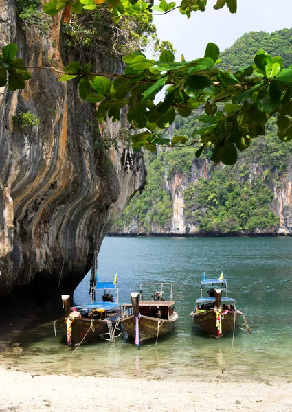 Длиннохвостые лодки в Таиланде — стоковое фото