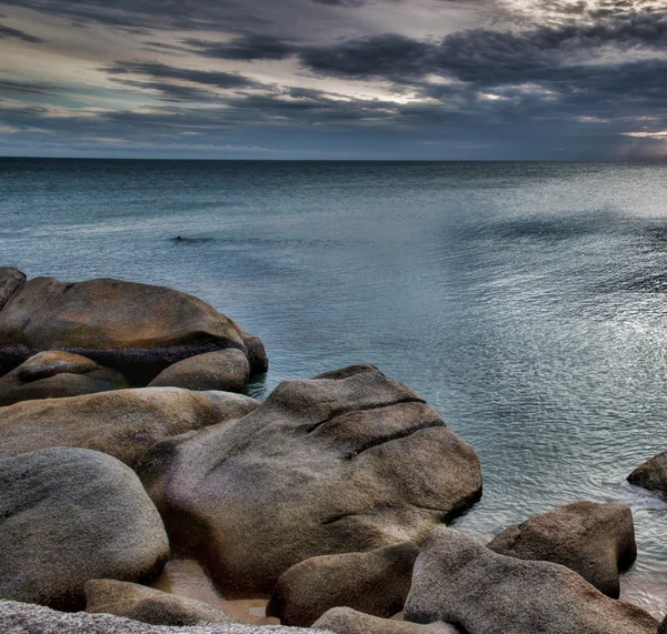 Hermoso atardecer sobre el mar — Foto de Stock