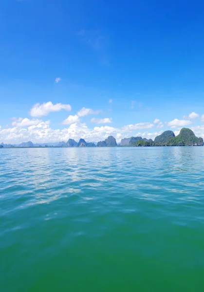 Island and sea in Krabi — Stock Photo, Image