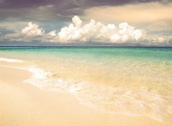 Strand og tropisk hav – stockfoto