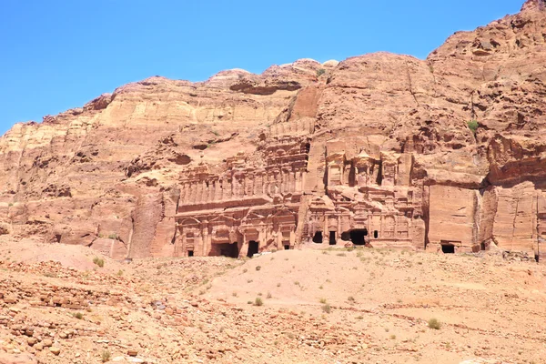 Formations rocheuses rouges à Petra — Photo