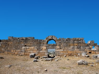 Hierapolis tiyatro kalıntıları
