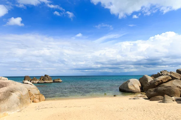 Mar tropical y cielo — Foto de Stock