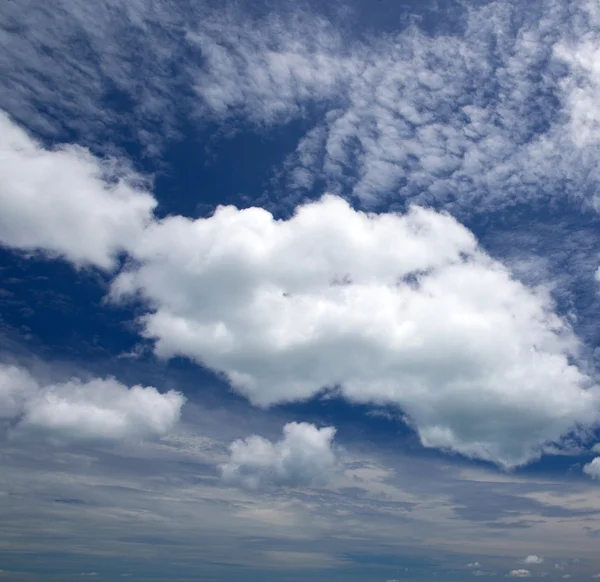 Blue sky background — Stock Photo, Image