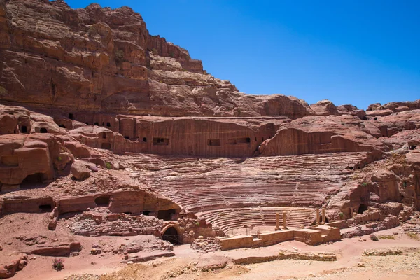 Bergformationer i Petra — Stockfoto