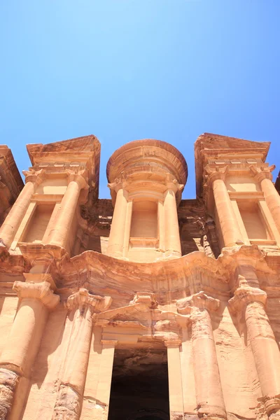 Forntida tempel i Petra, Jordanien — Stockfoto