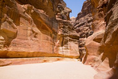 Petra kırmızı kaya oluşumları
