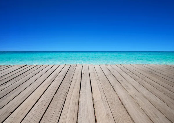 Playa y mar tropical — Foto de Stock