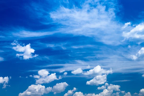 Fondo cielo azul —  Fotos de Stock