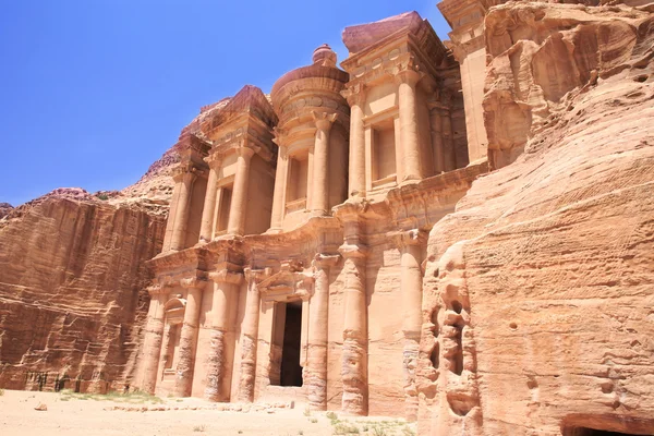 Petra, Ürdün 'deki antik tapınak — Stok fotoğraf