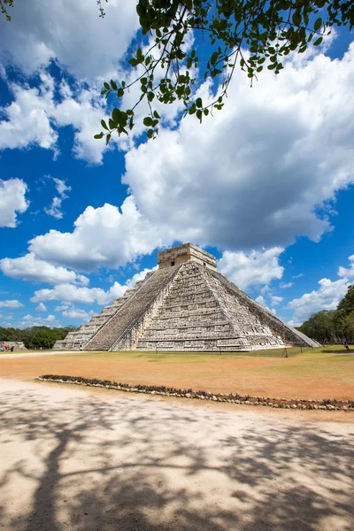 Quetzalcoatlova pyramida v Mexiku — Stock fotografie