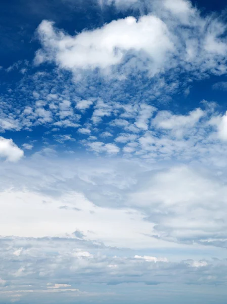 Cielo blu sfondo — Foto Stock