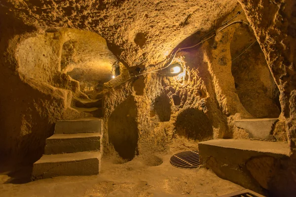 Derinkuyu cidade caverna na Capadócia — Fotografia de Stock