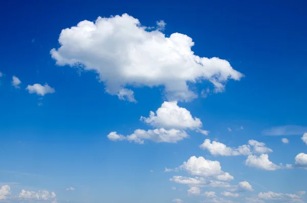 Blue sky with clouds — Stock Photo, Image