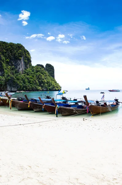 Langschwanzboote im andamanischen Meer — Stockfoto