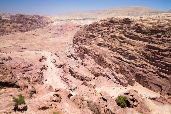 Red rock formations in Petra — Stock Photo, Image