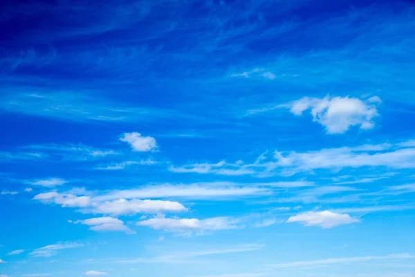 Fondo cielo azul —  Fotos de Stock