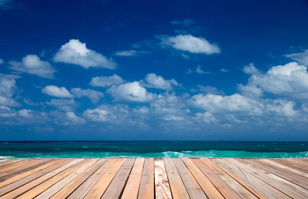 Playa y mar tropical — Foto de Stock