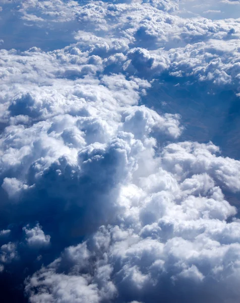 Blå himmel bakgrund — Stockfoto