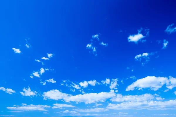 Céu azul fundo — Fotografia de Stock