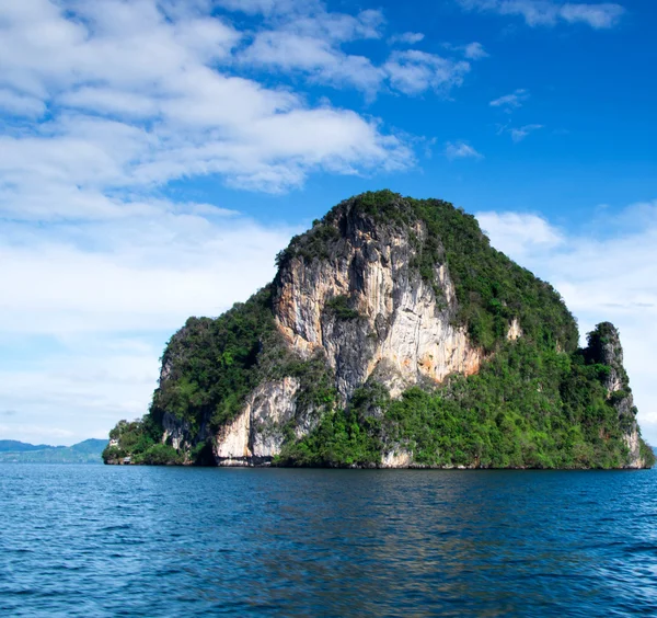 Isla en el mar de Andamán — Foto de Stock