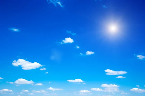 Céu azul fundo — Fotografia de Stock