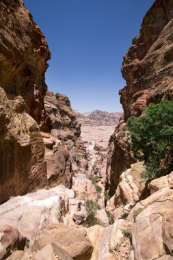 Petra kırmızı kaya oluşumları