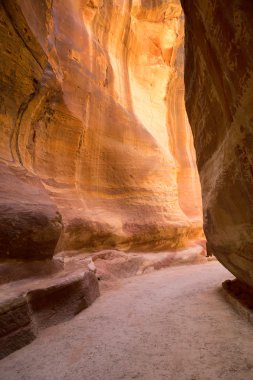 Siq dar yuvası-Kanyon Petra