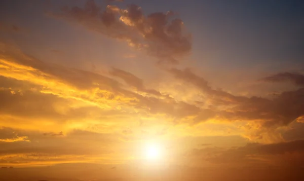 Himmel bakgrund på sunset — Stockfoto