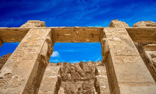 Tempel der Hatschepsut bei Luxor — Stockfoto