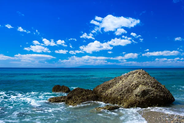 Plaj ve tropikal deniz — Stok fotoğraf