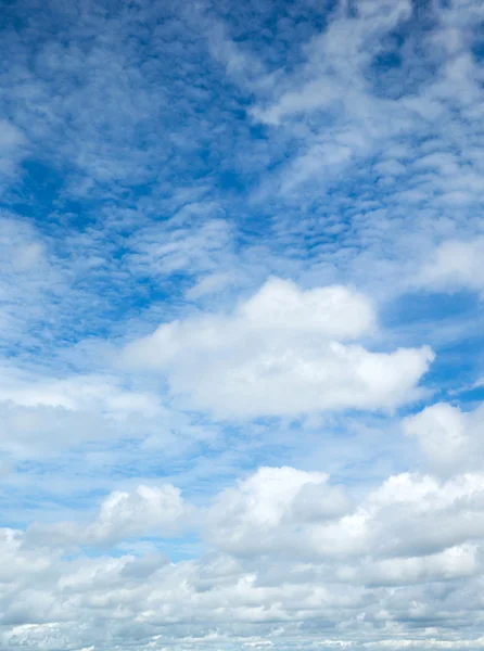 Céu azul fundo — Fotografia de Stock