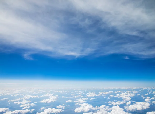 Céu azul fundo — Fotografia de Stock