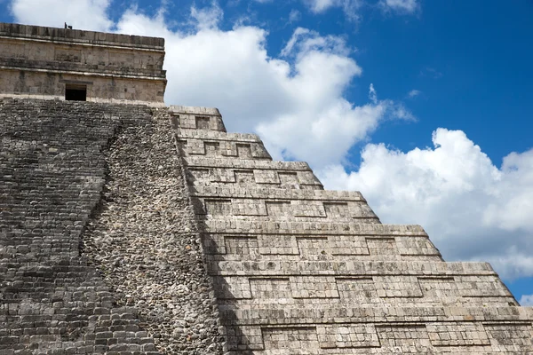 在墨西哥的库库尔坎金字塔 — 图库照片