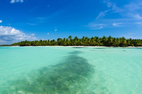 Wunderschönes tropisches Meer — Stockfoto