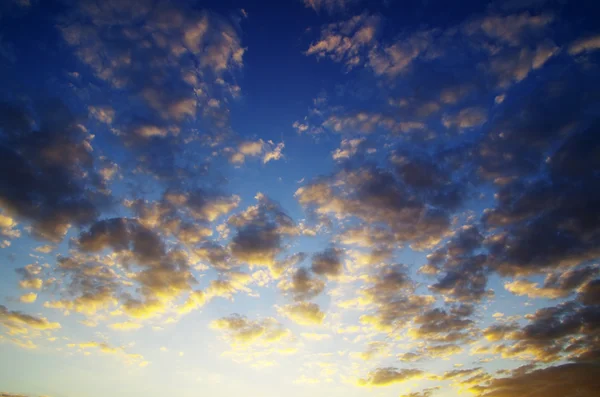 Blauer Himmel Hintergrund — Stockfoto