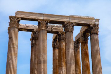 Atina'da Olimpiya-zeus Tapınağı