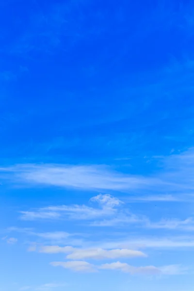 Céu azul fundo — Fotografia de Stock