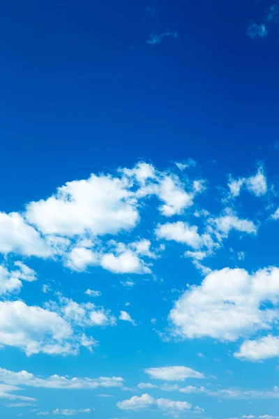 Céu azul fundo — Fotografia de Stock