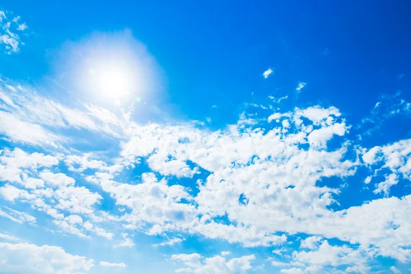 Céu azul fundo — Fotografia de Stock