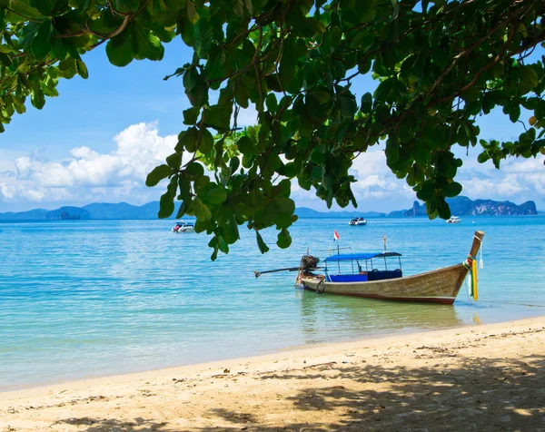 Playa tropical y mar de Andamán — Foto de Stock